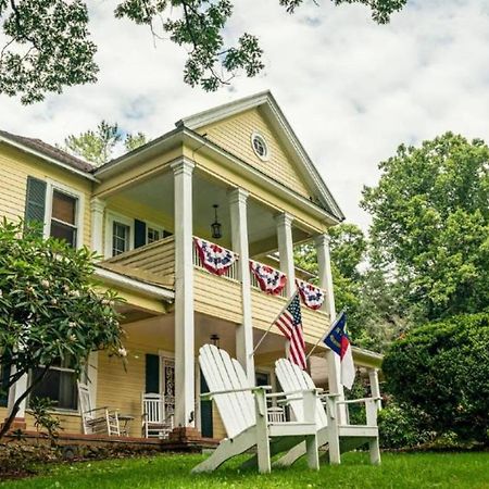 The Yellow House On Plott Creek Waynesville Exterior foto
